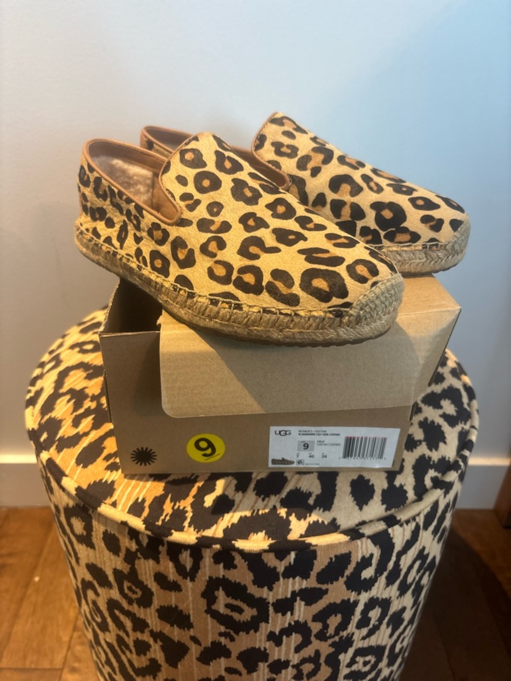 UGG new cute leopard moccasins